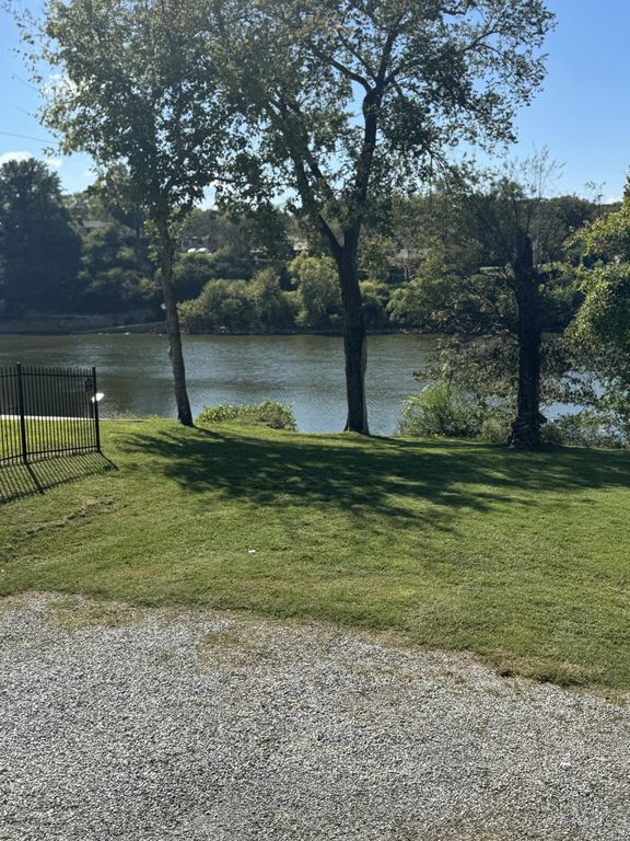 2205 Pennington Bend Rd # A, Nashville, TN 37214