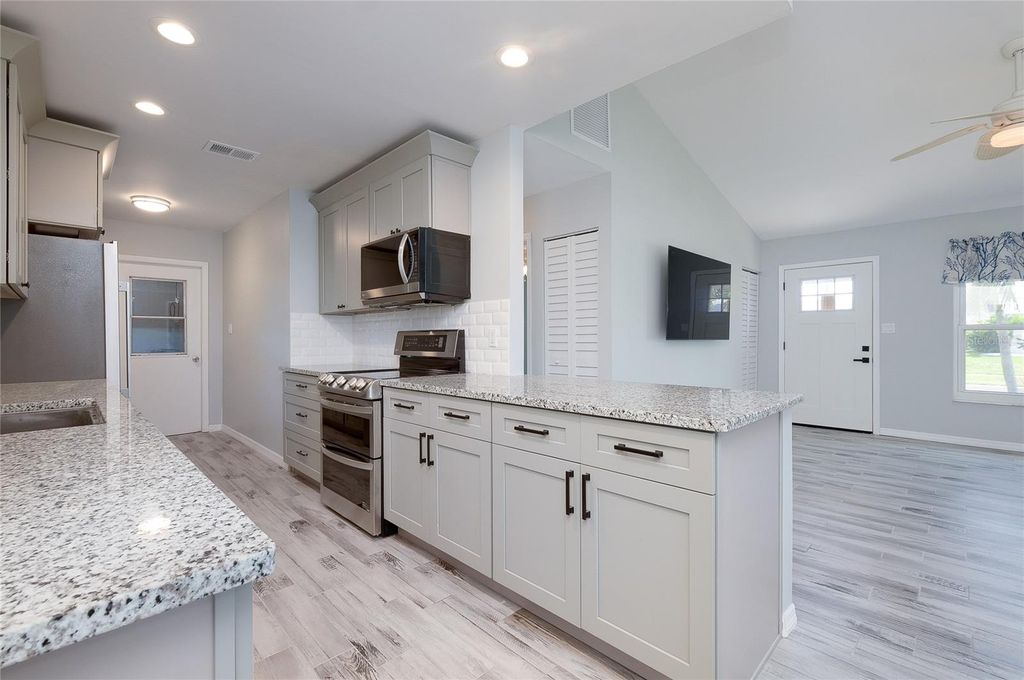 Image 14 of property listing at 6133 THORMAN ROAD E, Port Charlotte, FL 33981