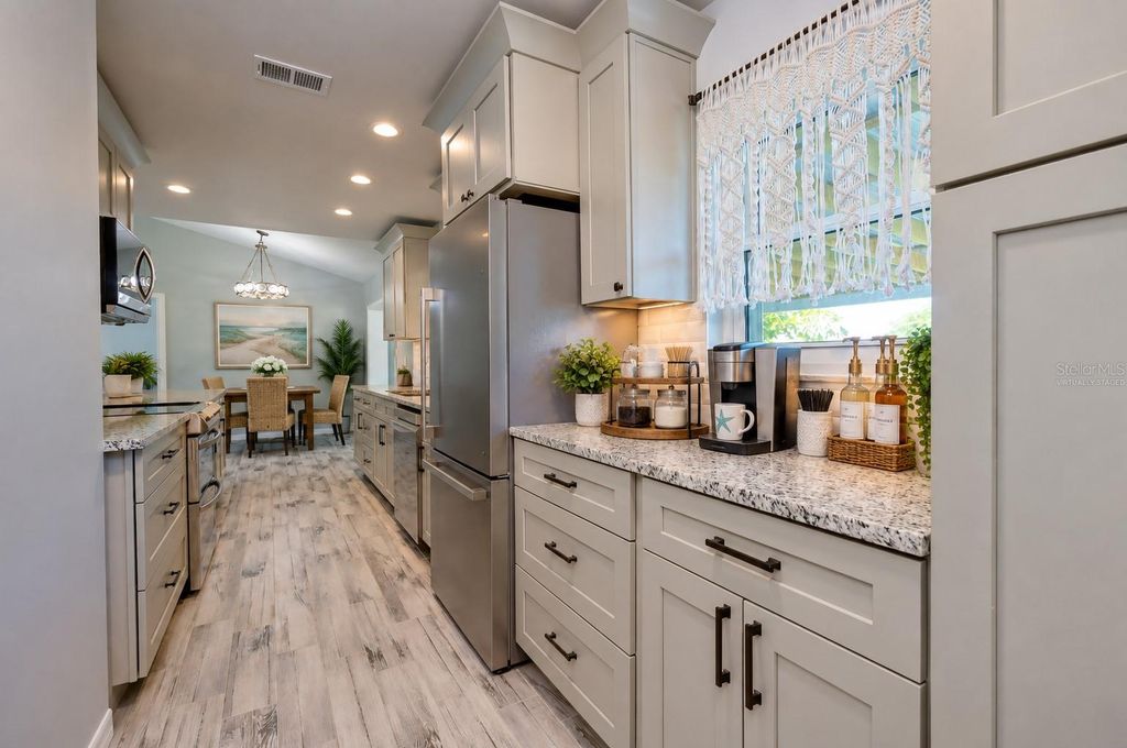 Image 16 of property listing at 6133 THORMAN ROAD E, Port Charlotte, FL 33981