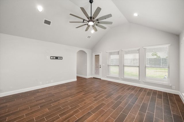 5007 Lake Park Drive, Mansfield, TX 76063