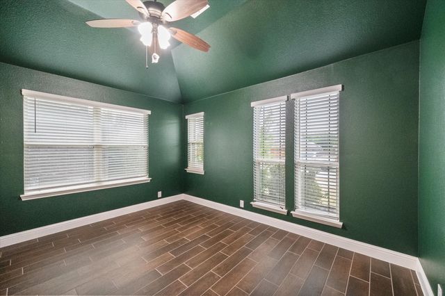 5007 Lake Park Drive, Mansfield, TX 76063