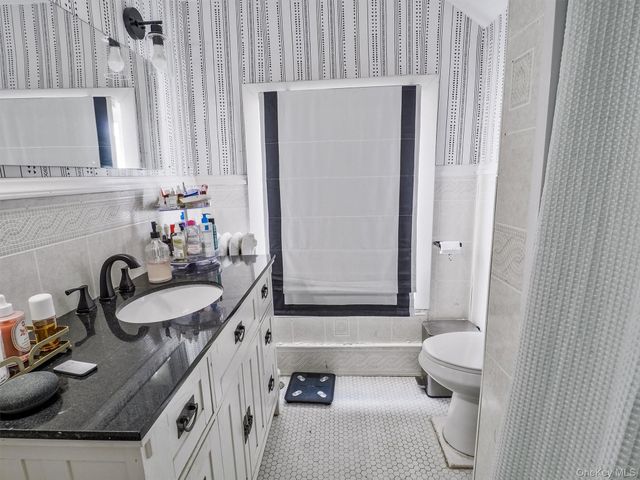 86 Harrison Street, Staten Island, NY 10304
