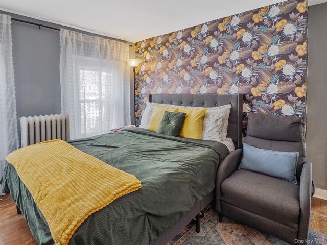 86 Harrison Street, Staten Island, NY 10304