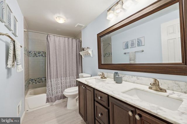 9111 HUBER CT, Burke, VA 22015