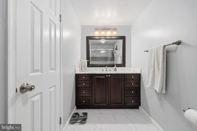 9111 HUBER CT, Burke, VA 22015