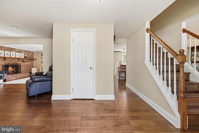 9111 HUBER CT, Burke, VA 22015