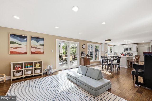 9111 HUBER CT, Burke, VA 22015