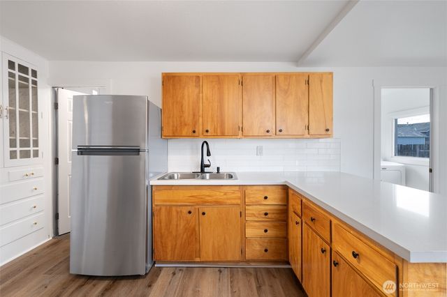 1016 E Orange Avenue, Burlington, WA 98233