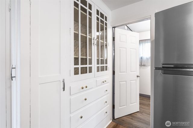 1016 E Orange Avenue, Burlington, WA 98233