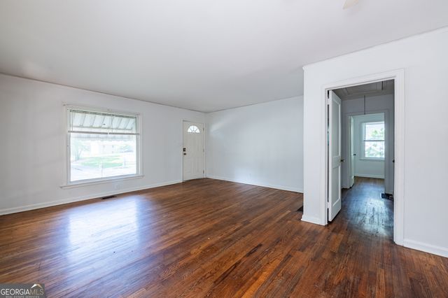 1555 Venetian Drive SW, Atlanta, GA 30311