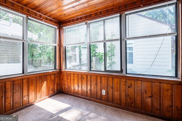 1555 Venetian Drive SW, Atlanta, GA 30311