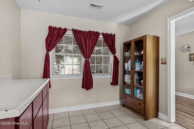 713 James Drive, Newport, NC 28570