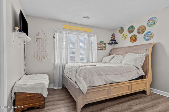 713 James Drive, Newport, NC 28570