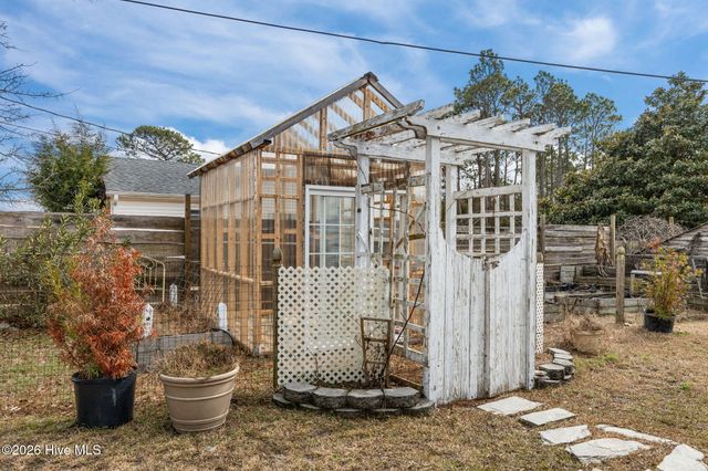 713 James Drive, Newport, NC 28570