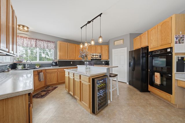 1344 Slater Street, Sugar Grove, IL 60554