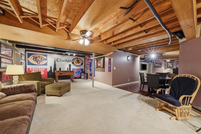 1344 Slater Street, Sugar Grove, IL 60554
