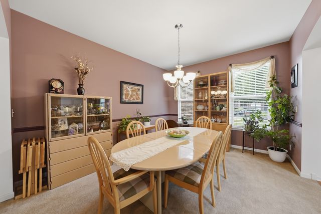 1344 Slater Street, Sugar Grove, IL 60554
