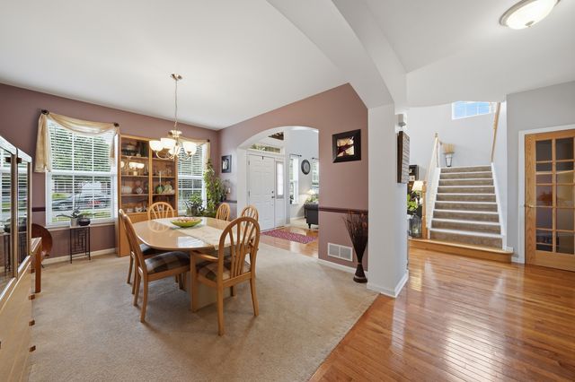 1344 Slater Street, Sugar Grove, IL 60554