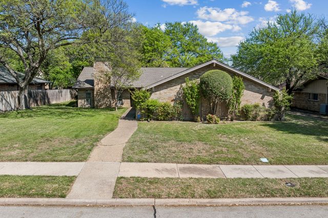 1324 Glenbrook Drive, Irving, TX 75061