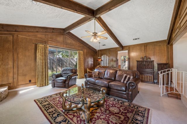 1324 Glenbrook Drive, Irving, TX 75061