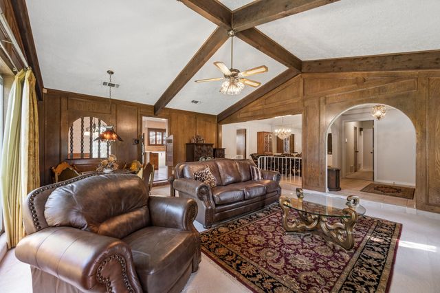 1324 Glenbrook Drive, Irving, TX 75061