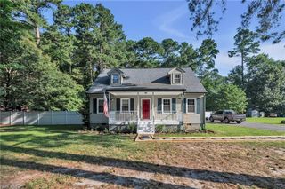 5482 Ark RD, Gloucester, VA 23061