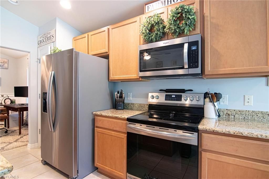 Image 3 of property listing at 2493 Anguilla DR, Cape Coral, FL 33991