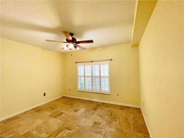 6015 Chardonnay LN 102, Naples, FL 34119