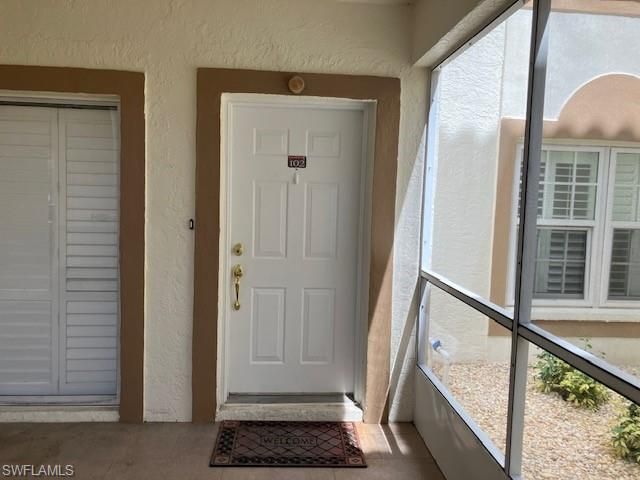 6015 Chardonnay LN 102, Naples, FL 34119