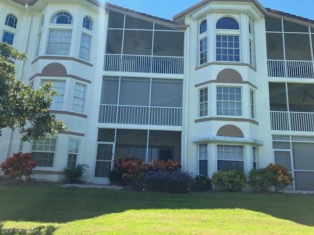 6015 Chardonnay LN 102, Naples, FL 34119