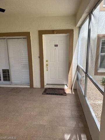 6015 Chardonnay LN 102, Naples, FL 34119