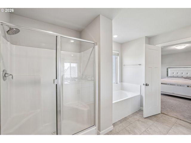 6463 Se 21ST St, Gresham, OR 97080