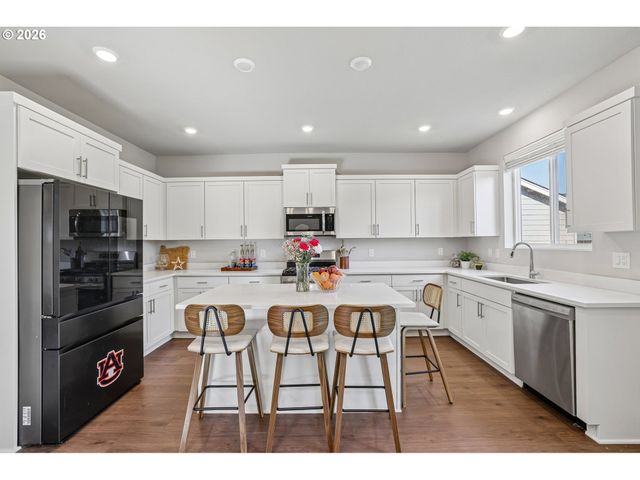 6463 Se 21ST St, Gresham, OR 97080