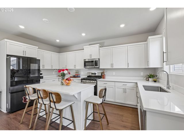 6463 Se 21ST St, Gresham, OR 97080