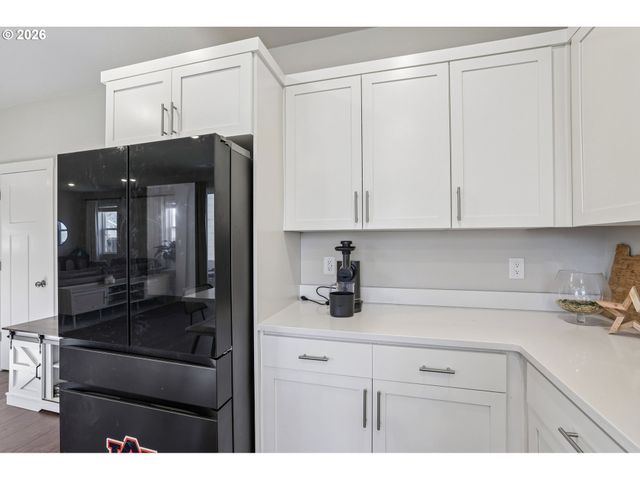 6463 Se 21ST St, Gresham, OR 97080