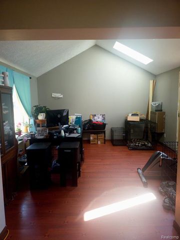 8283 Sunset Drive, Lyons, MI 48851