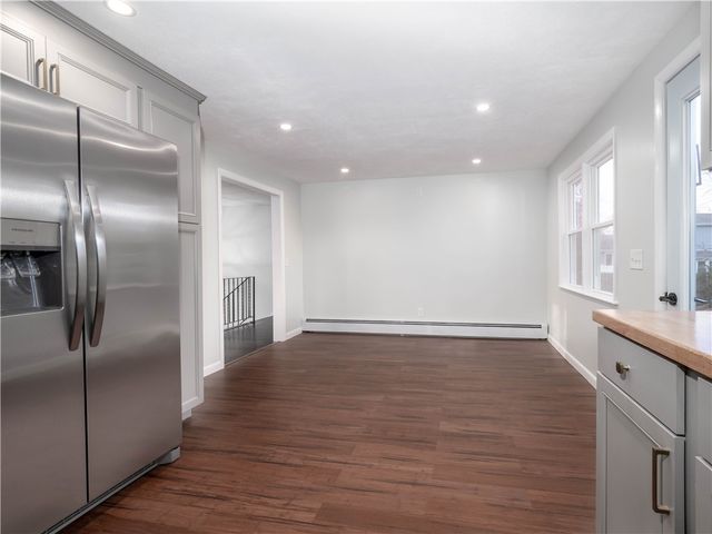 2 Sandalwood Court, Coventry, RI 02816