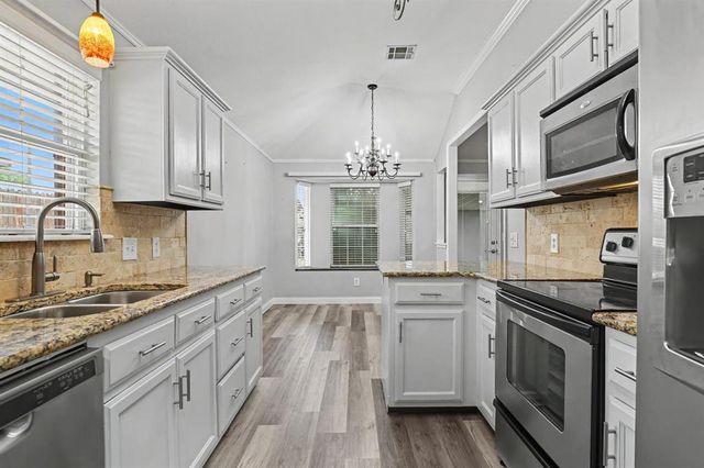 2332 Fruitful Drive, Midwest City, OK 73130