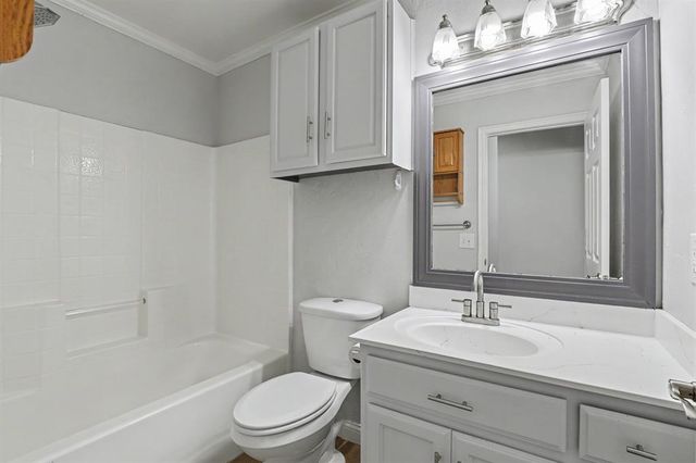 2332 Fruitful Drive, Midwest City, OK 73130