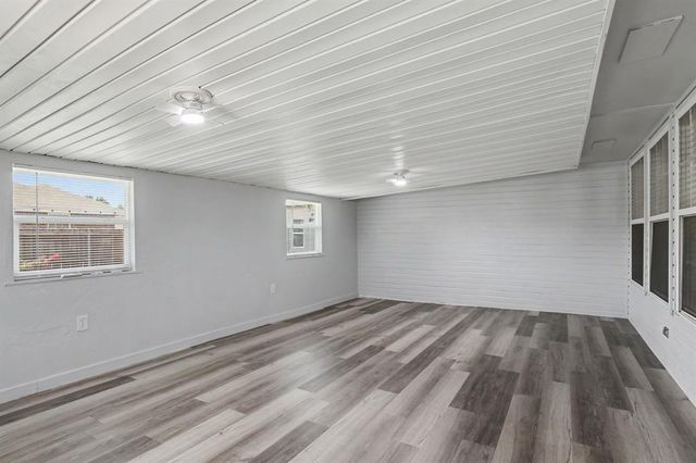 2332 Fruitful Drive, Midwest City, OK 73130