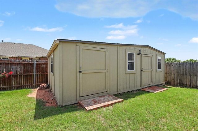 2332 Fruitful Drive, Midwest City, OK 73130