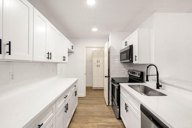 10633 Braes Bend Drive, Houston, TX 77071