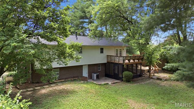7738 Myrtlewood Drive, Belleville, IL 62223