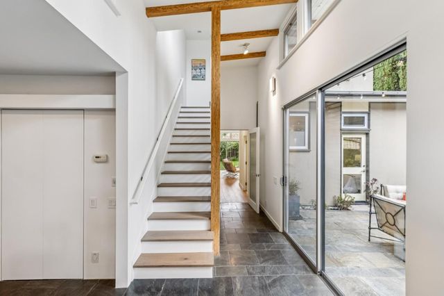 839 Melville Avenue, Palo Alto, CA 94301