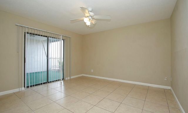 2822 S Bartell Drive 6, Houston, TX 77054