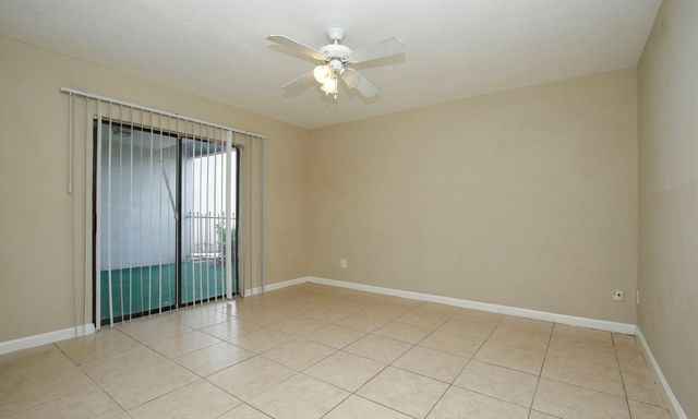 2822 S Bartell Drive 6, Houston, TX 77054