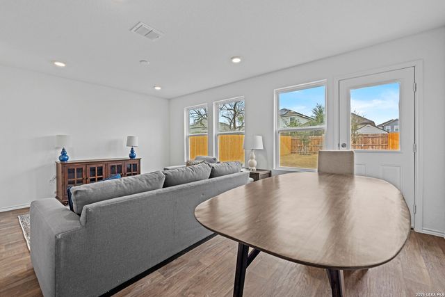 5959 Celestite Bend, San Antonio, TX 78222