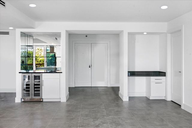 2778 S Ocean Boulevard 203s, Palm Beach, FL 33480