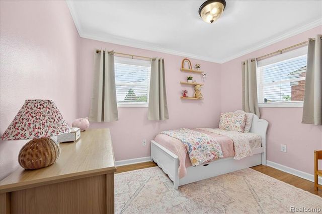 1701 Grange Road, Trenton, MI 48183