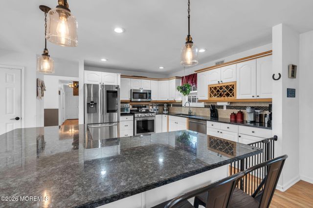 46 Cherry Bend Drive S, Howell, NJ 07731